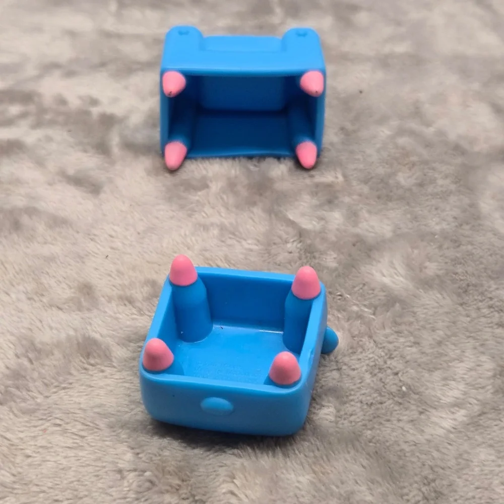 Shopkins Happy Places Moose Blue Bear Chair‎ and Ottoman McDonalds Toy 2018 Set